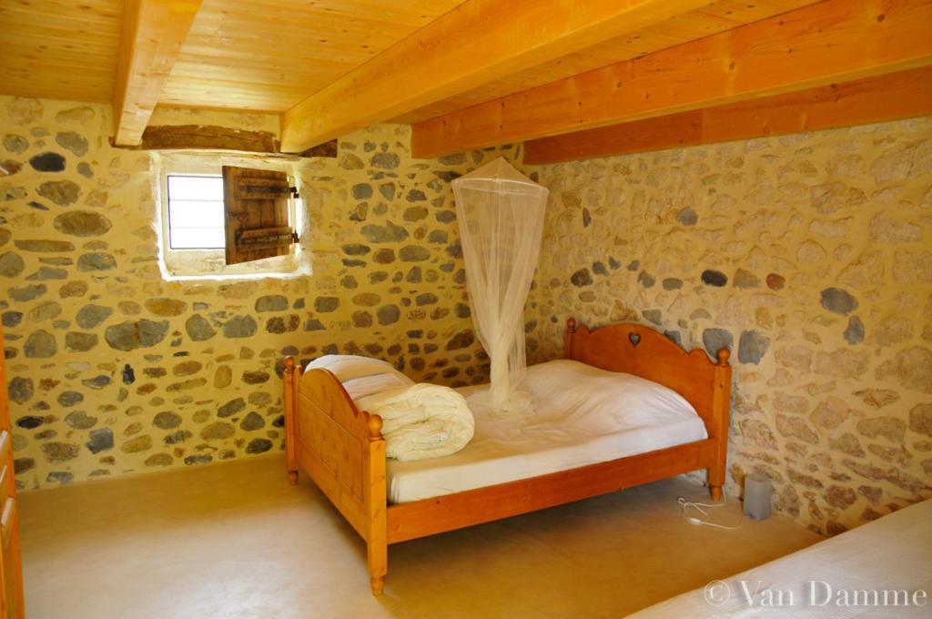 Gites Du Domaine Des Dames Vallon-Pont-dʼArc Kültér fotó