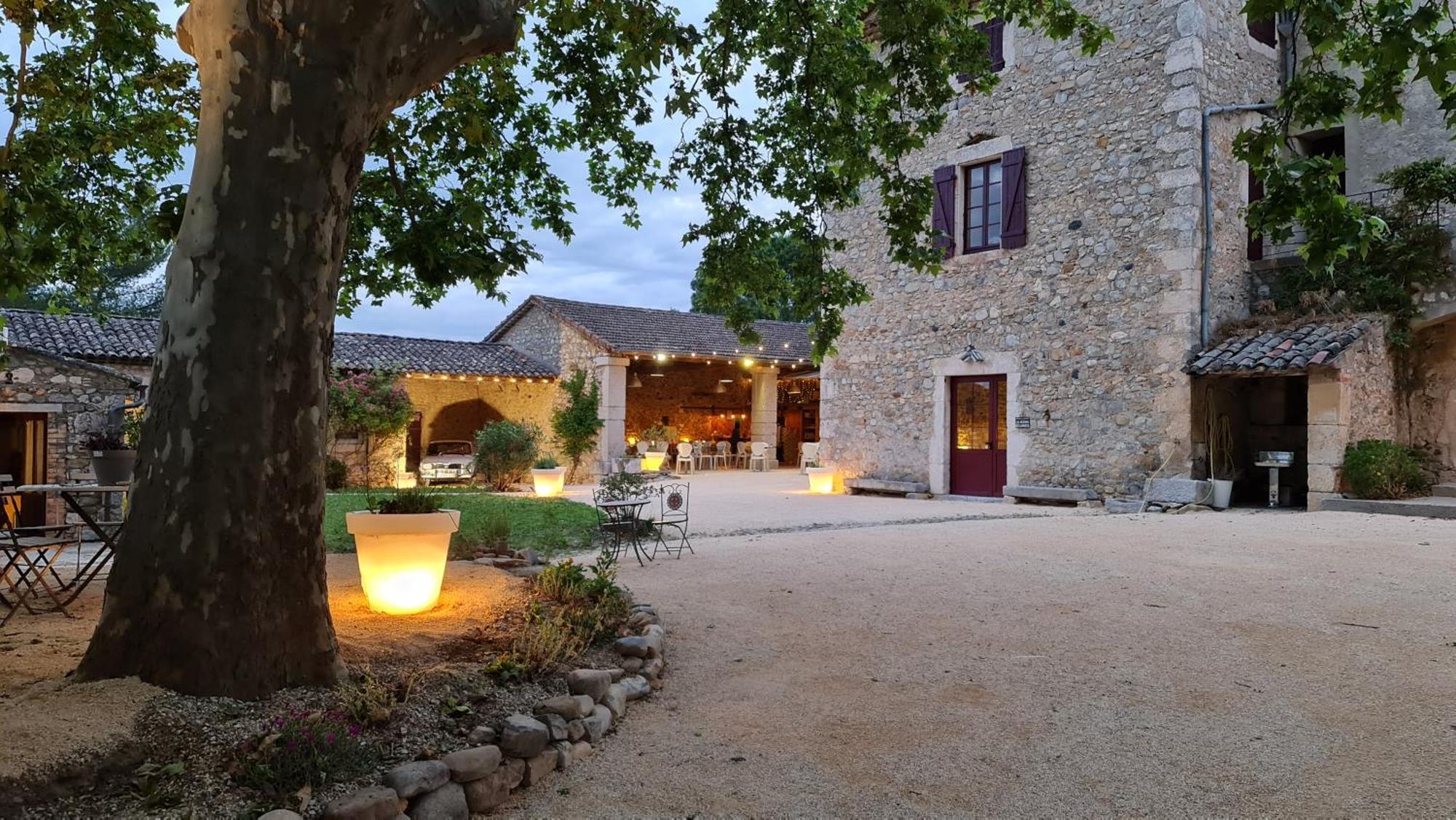 Gites Du Domaine Des Dames Vallon-Pont-dʼArc Kültér fotó