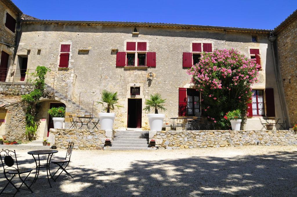 Gites Du Domaine Des Dames Vallon-Pont-dʼArc Kültér fotó